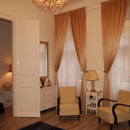 Balazs Apartment - Oktogon Budapest Exterior foto