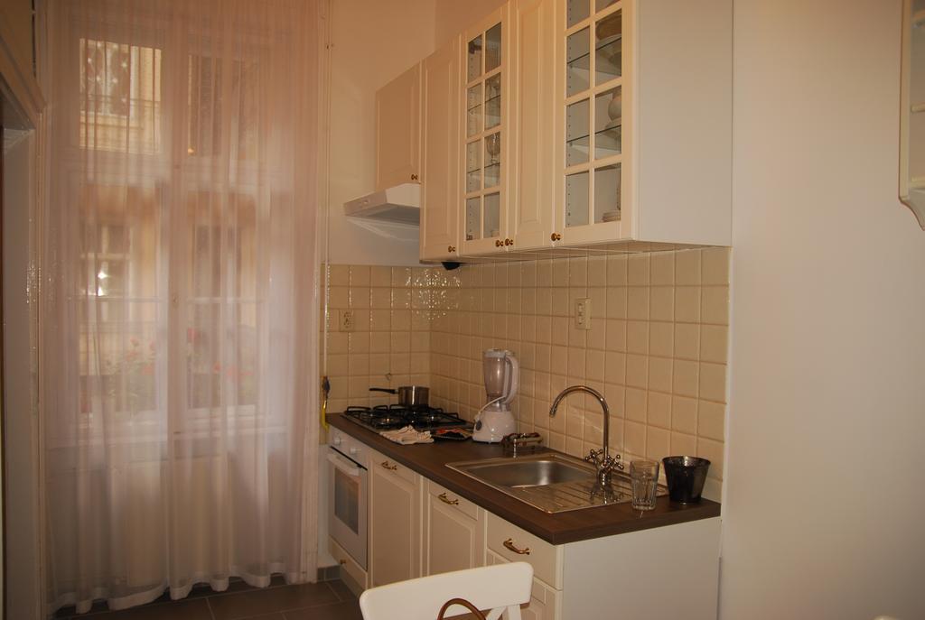 Balazs Apartment - Oktogon Budapest Exterior foto